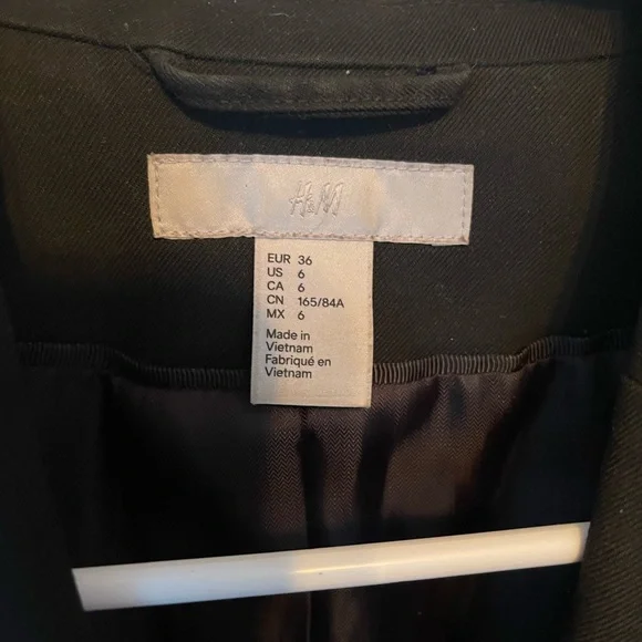 H&M women’s blazer - Picture 3 of 4